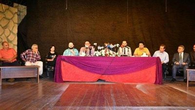 بدء مؤتمر الإعلان عن تفاصيل العرض المسرحي ”حدث في بلاد السعادة”