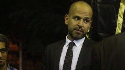 عزاء والد المطرب «أبو» بحضور نجوم الفن (صور)