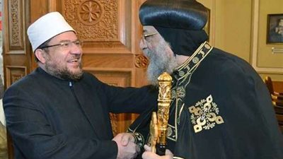 الجامعة البريطانية تكرم وزير الأوقاف والبابا تواضروس