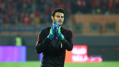 الشناوي يغادر الملعب مصابا ودخول إكرامي بديل