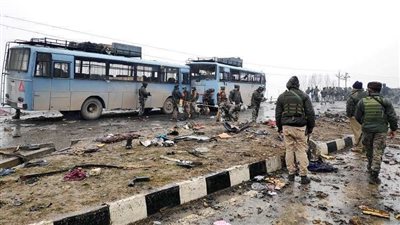 الهند تتهم باكستان بالتورط فى هجوم كشمير على جنوده.. والأخيرة تنفي