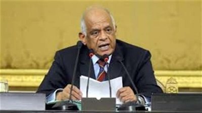 «رئيس البرلمان» يرفع الجلسه العامه بعد الموافقة علي قانون عربات الطعام