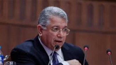 وفد من لجنة التعليم بالبرلمان يزور مدرسة النيل المصري بأكتوبر