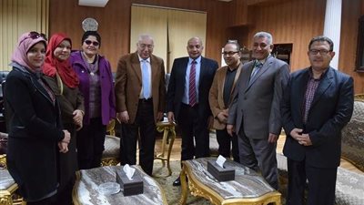 جامعة بني سويف تخصص 600 ألف جنيه لصيانة الأجهزة المعملية