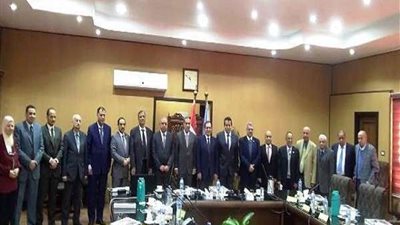 عبد الغفار: معهد البحوث البترولية من أهم قلاع البحوث العلمية في مصر