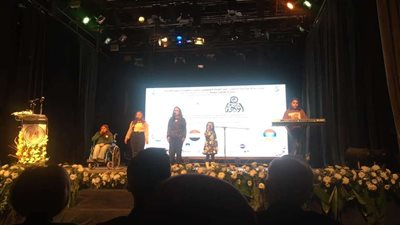 بالصور.. كورال مؤسسة 