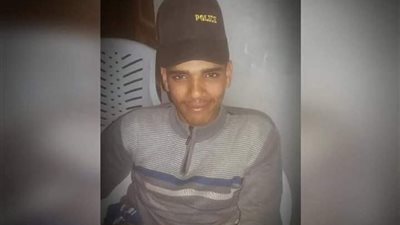 بالصور.. أهالي الشرقية يشيعون جنازة شهيد الدرب الأحمر