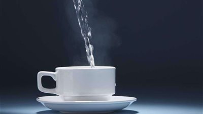 على رأسها إنقاص الوزن.. 4 فوائد لشرب الماء الدافئ صباحًا