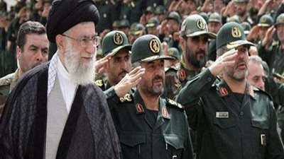 موقع إسرائيلي: إيران تفكر في الرد علي عقوبات واشنطن