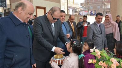محافظ الغربية يفتتح عدد من المدارس بقرى مركز طنطا