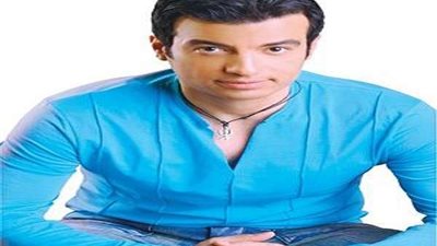 إيهاب توفيق يسافر إلى أمريكا لإحياء حفل غنائي