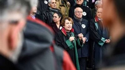 تظاهرات باسطنبول احتجاجا على أحكام ضد صحفيين