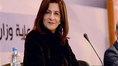 وزيرة الهجرة تطمئن على طالب مصري مصاب بإيطاليا عقب خروجه من المستشفى