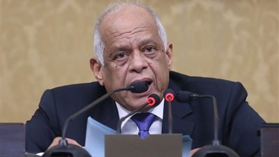 البرلمان يوافق على تنظيم استخدام وسائل الدفع غير النقدي