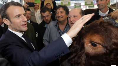 الرئيس الفرنسي: منتجاتنا الزراعية خط أحمر وغير قابلة للمساومة