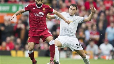 مانشستر يونايتد يستضيف ليفربول في قمة نارية بالدوري الإنجليزي