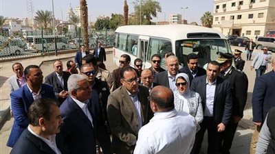 تفاصيل زيارة رئيس الوزراء لمحافظة السويس