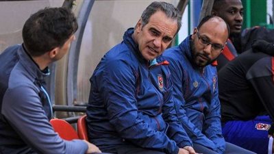 لاسارتي يجتمع مع مدرب الأحمال بالأهلي للتنسيق خلال المرحلة القادمة