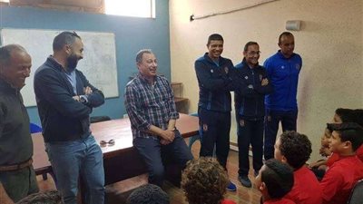 الخطيب يهنئ 