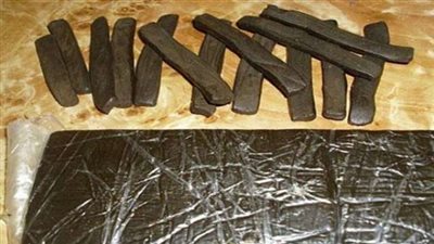 15 يومًا حبس لموظف بمصلحة الضرائب بتهمة الاتجار في الحشيش