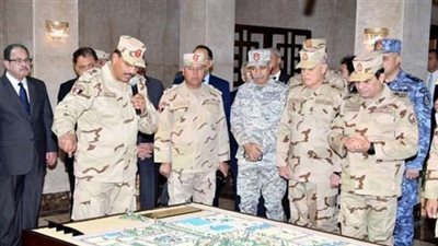 بعد 15 يومًا من العملية الشاملة.. السيسي في سيناء لـ6 ساعات
