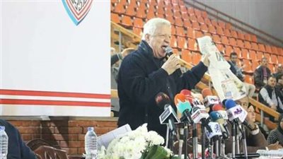 مرتضى منصور يهاجم عبد الناصر زيدان «بألفاظ خارجة»