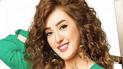 كندة علوش تنشر صورة مخيفة لها مع ابنتها