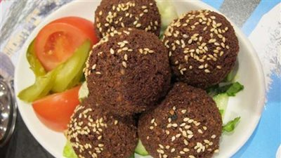 «بالفلافل والكبسة».. المطاعم تستعد لاستقبال المشجعين العرب في روسيا