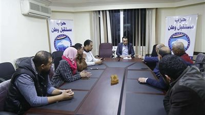 عاطف الشريف: طموح العمل الحزبي شرط للمتقدم لمنصب 