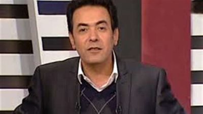 النيابة تواصل تحقيقاتها مع الإعلامي «خيري رمضان» بتهمة إساءة الشرطة