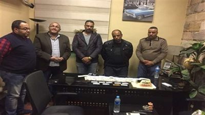 سقوط 5 أشخاص بعد احتجازهم رجل أعمال بالزيتون