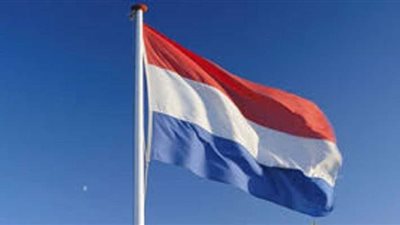 ضبط 90 ألف زجاجة فودكا في ميناء بهولاندا كانت في طريقها لكوريا الشمالية