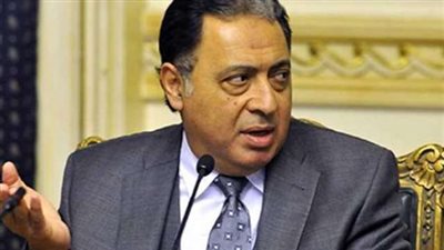 وزير الصحة يكشف عن سبب وفاة والدته (فيديو)