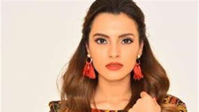 النجوم المصريون يستعدون لإطلاق أغاني عيد الأم