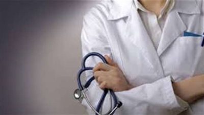 الصحة: 30 طبيبا مصريا يوقعون غدا عقودا للعمل في المستشفيات السعودية