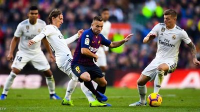 الليلة.. العالم يترقب الكلاسيكو الناري بين ريال مدريد وبرشلونة