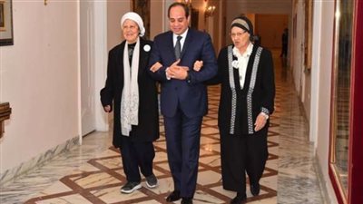 بالفيديو.. استقبال «السيسي» للسيدتان المتبرعتان لتنمية سيناء