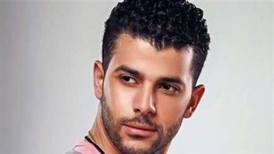 رامز أمير يروج لمسلسله الجديد «المعجزة» عبر السوشيال ميديا