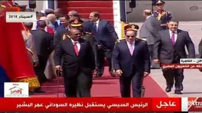 السيسي يستقبل «البشير» لتعزيز التعاون بين البلدين