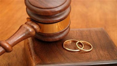 «المال والبنون».. سيدة تخلع زوجها بسبب «لعب العيال»