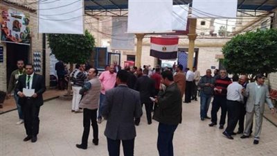 إقبال شديد على لجان الانتخابات بالمنيا