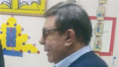 سمير صبري يدلي بصوته في الانتخابات الرئاسية بالزمالك