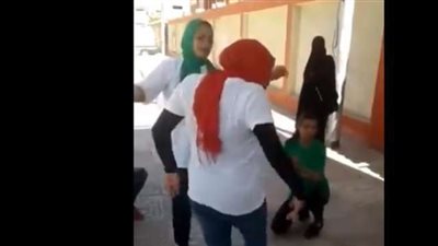 بالفيدو.. طالبات يرقصن على «أبو الرجولة» ببورسعيد