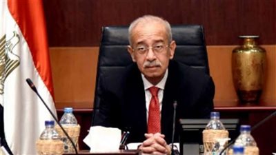 رئيس الوزراء يتابع مع الحكومة منظومة المعلومات داخل مصلحة الجوازات