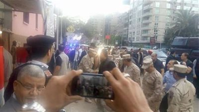 وزير الدفاع يتفقد الحالة الانتخابية بالعجوزة