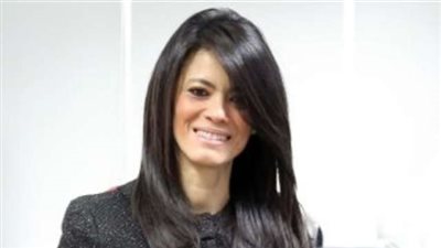 وزيرة السياحة تدلي بصوتها في مدرسة أحمد لطفي بالمنيل