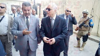 بالصور.. محافظ القاهرة يتفقد اللجان الانتخابية في مدينة نصر