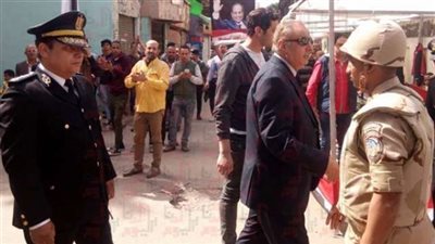 مساعد وزير الداخلية يتفقد عدد من اللجان الانتخابية بالزمالك