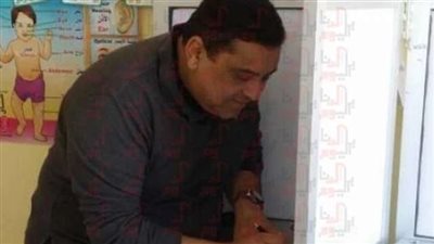 معتز الدمرداش يدلي بصوته في اليوم الثاني للانتخابات بأكتوبر