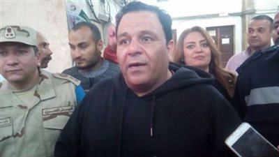 بالصور.. محمد فؤاد يُدلي  بصوته في الانتخابات الرئاسية بمدينة نصر